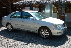 บริการรถรับจากสนามบินตราดโดยโตโยต้าแคมรี่ลิมูซีนของแหลมศอกกรุ๊ปสปีดโบ๊ท